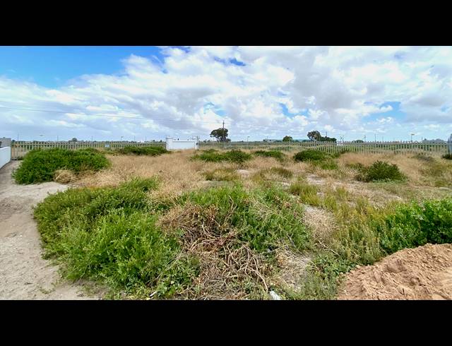 633M² VACANT LAND FOR SALE IN LAAIPLEK